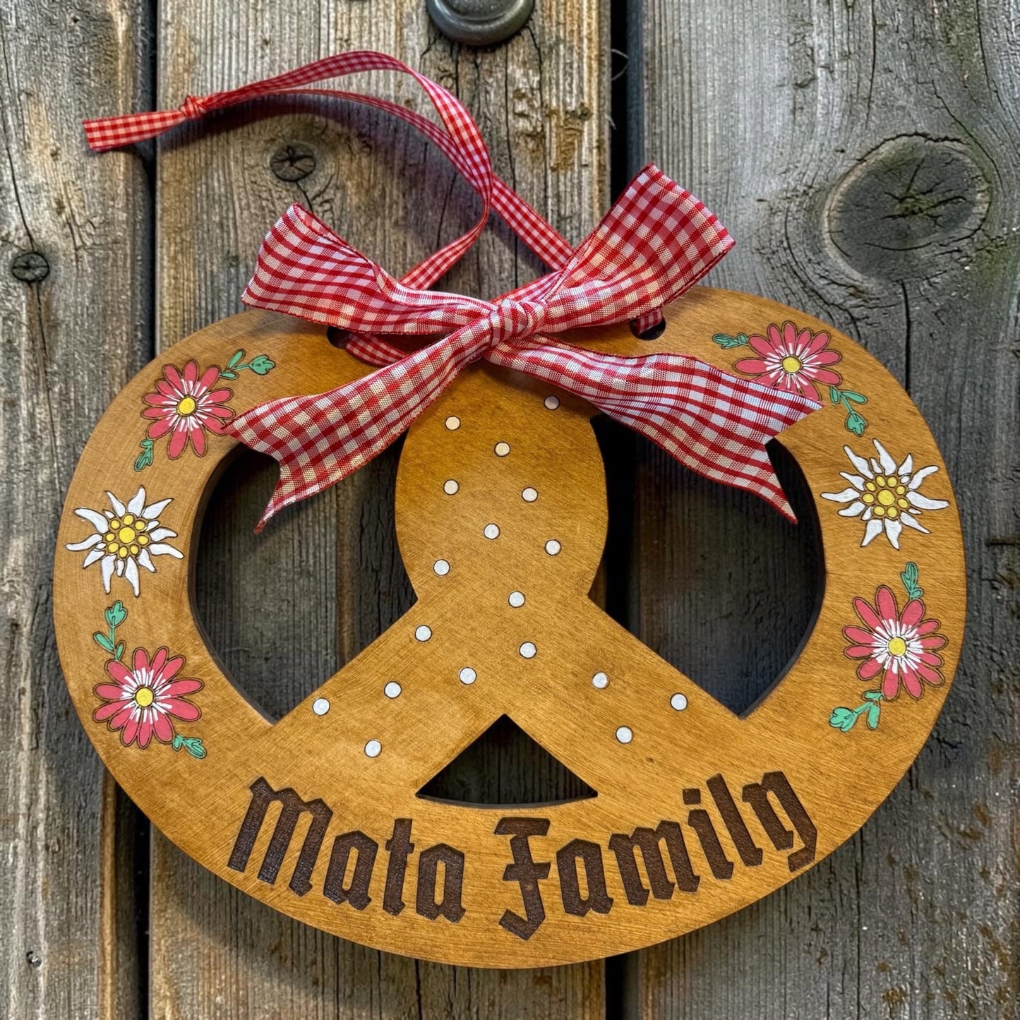 Personalized Germany Pretzel Door Sign – Custom Wood – Housewarming Gift